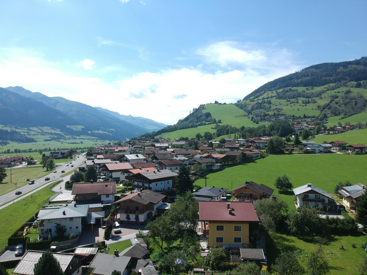 Appartement Am Tatscherlehen Piesendorf Buitenkant foto